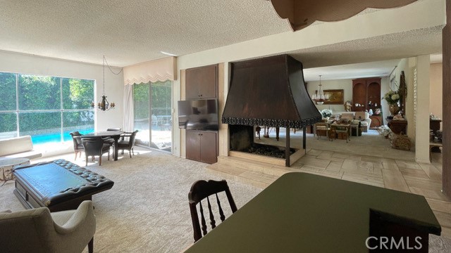 18155 Lake Encino Drive