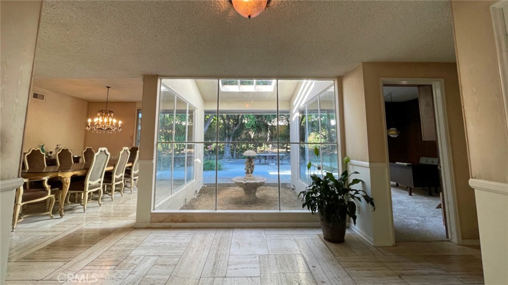 18155 Lake Encino Drive