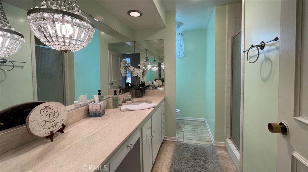 18155 Lake Encino Drive