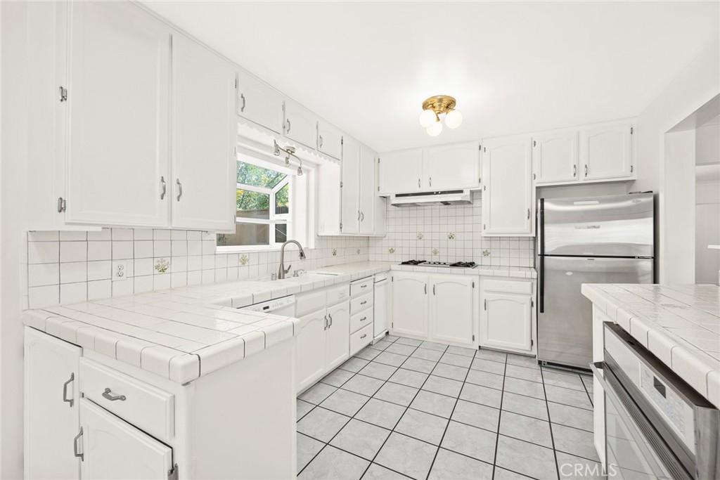 3479 Canon Boulevard