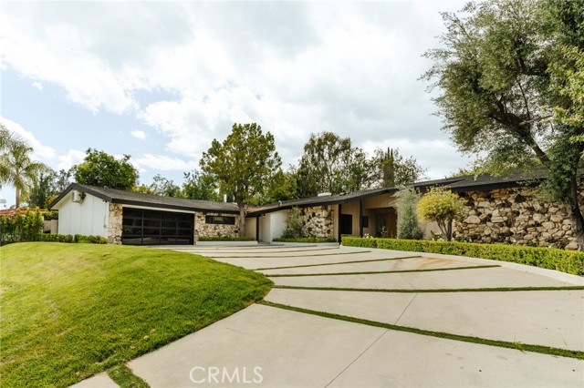 18155 Lake Encino DR