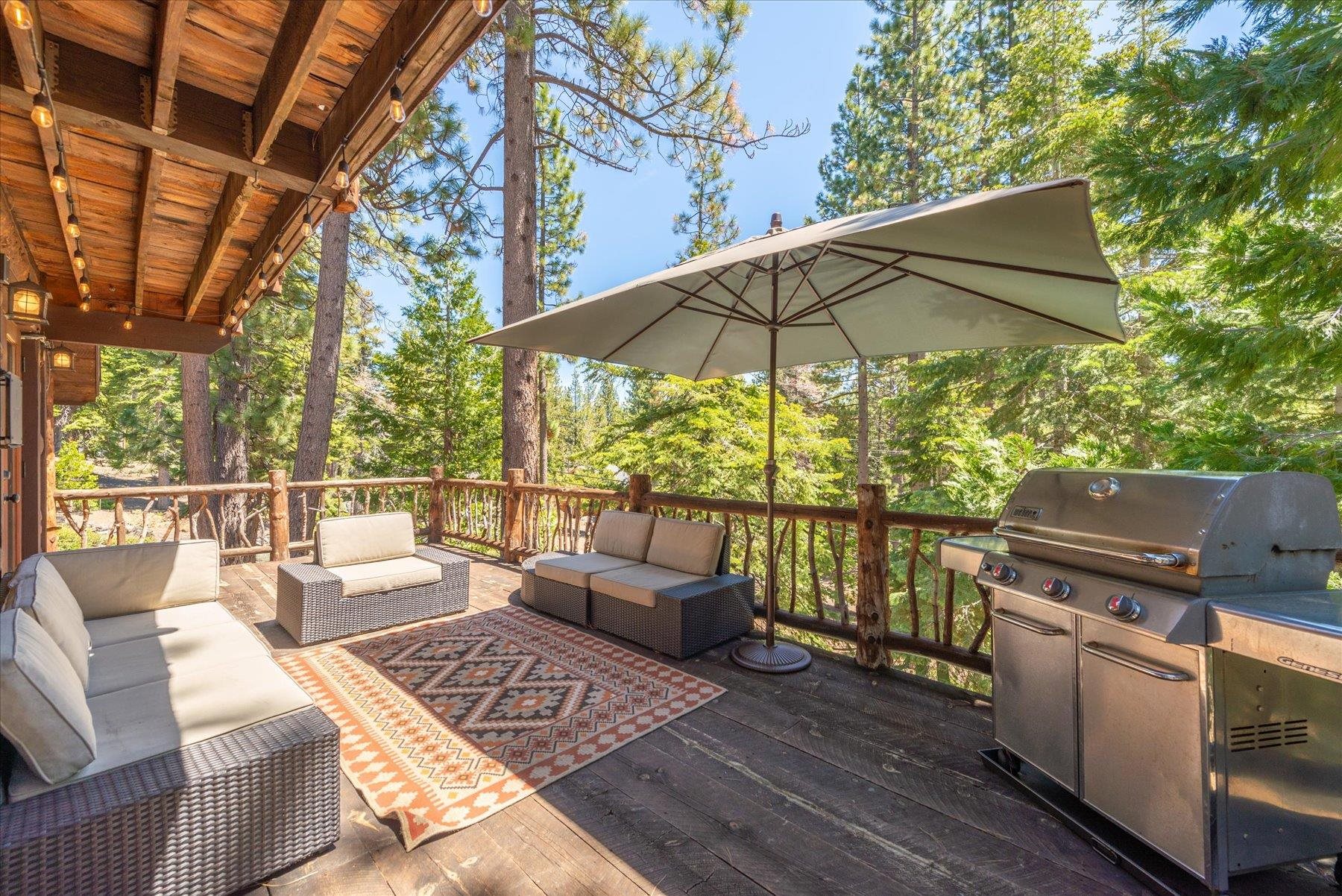 4015 Amanda Lane