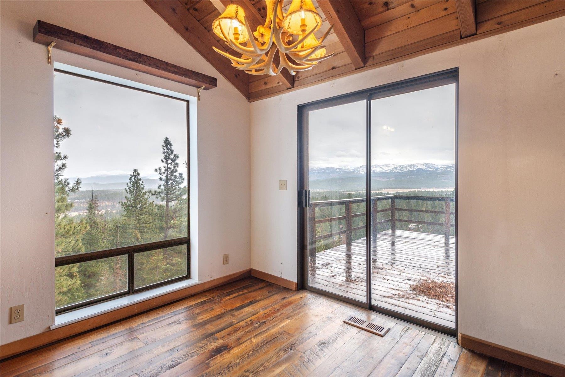11311 Skyline Court