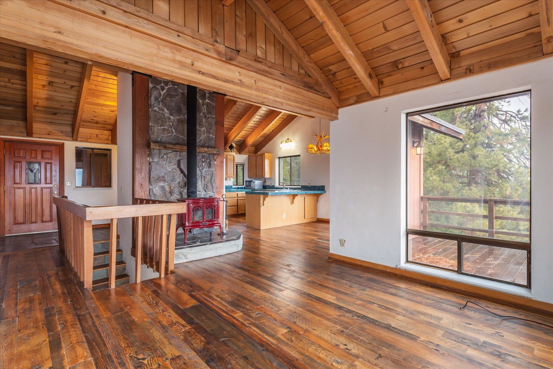 11311 Skyline Court
