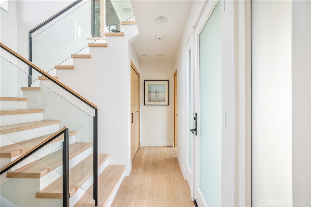 2702 The Strand