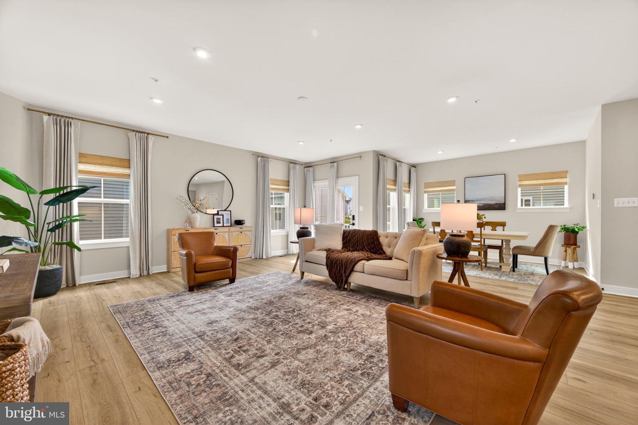 910 CLARENDON FARM LANE