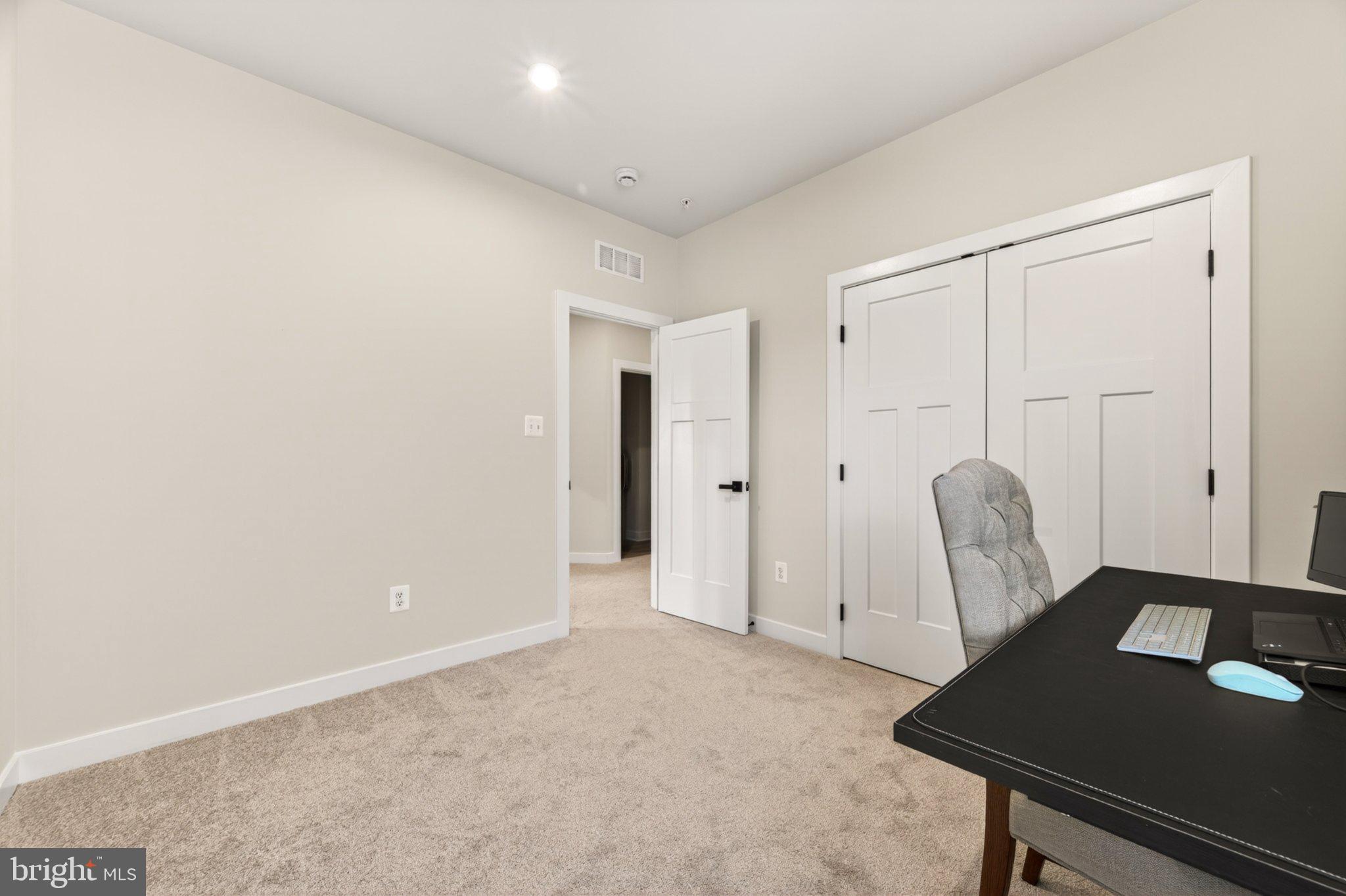 910 CLARENDON FARM LANE
