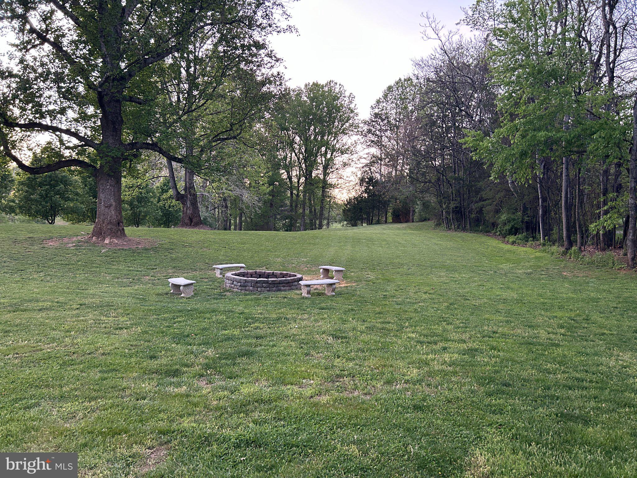 9452 PINEY MOUNTAIN ROAD