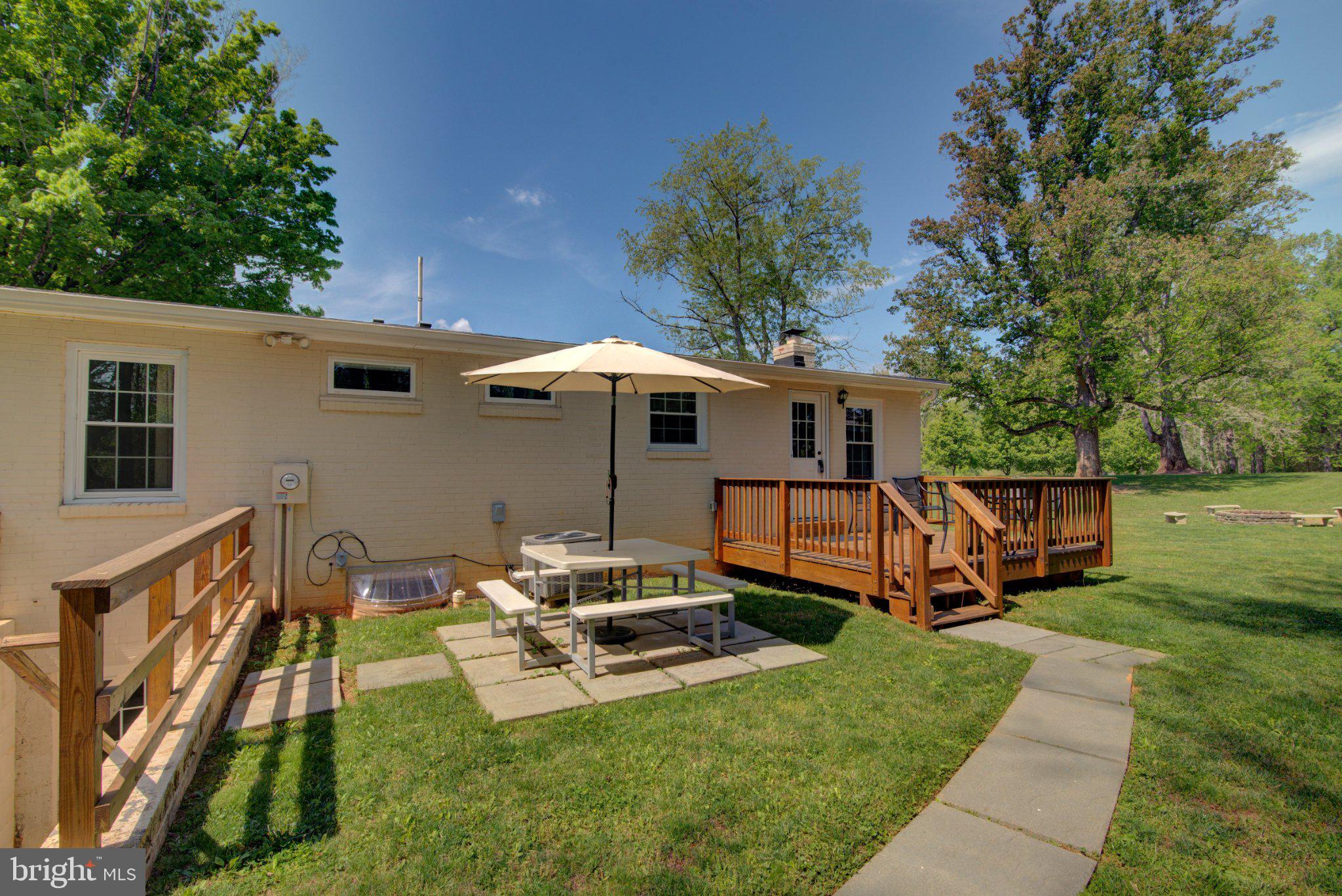 9452 PINEY MOUNTAIN ROAD