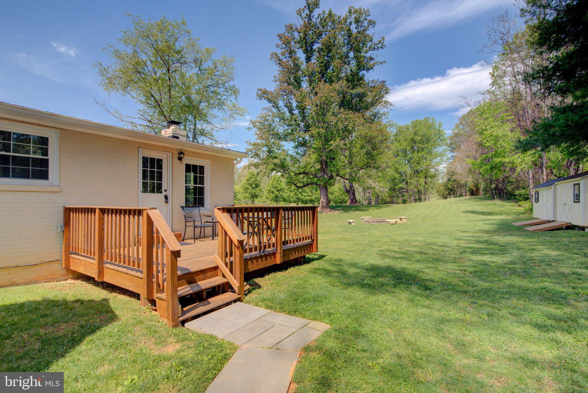 9452 PINEY MOUNTAIN ROAD