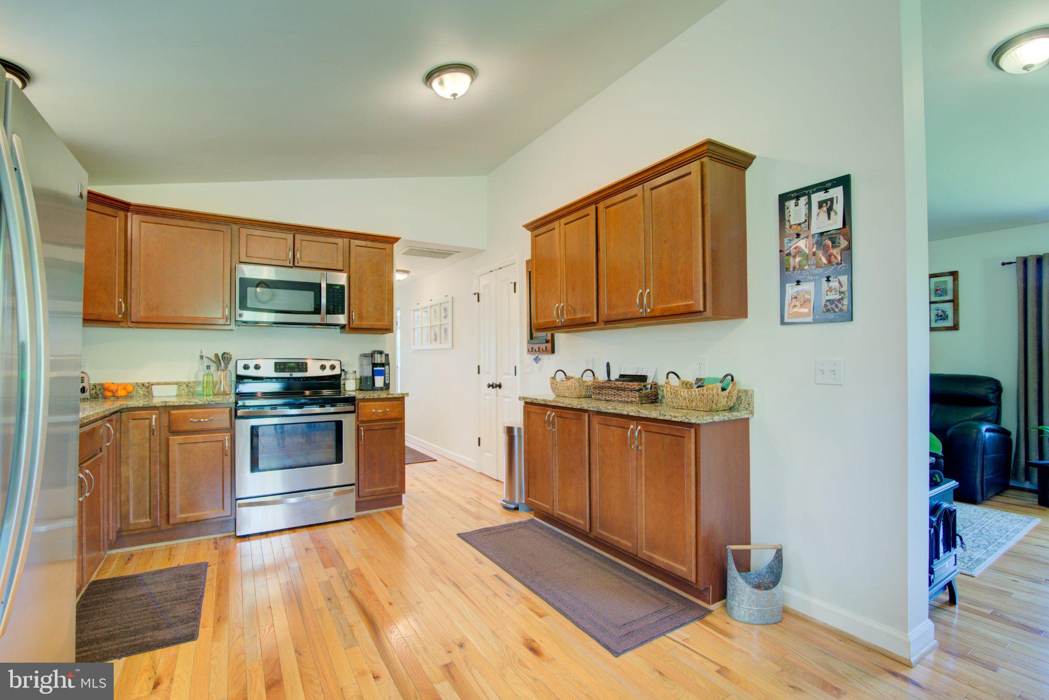 9452 PINEY MOUNTAIN ROAD