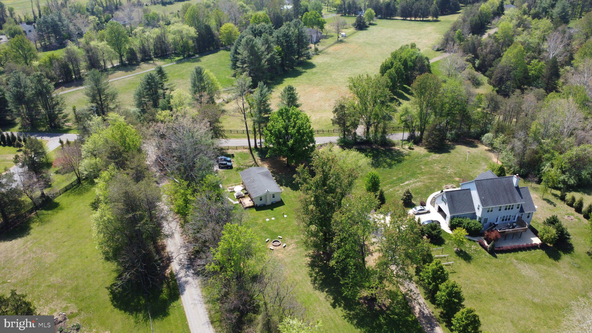 9452 PINEY MOUNTAIN ROAD