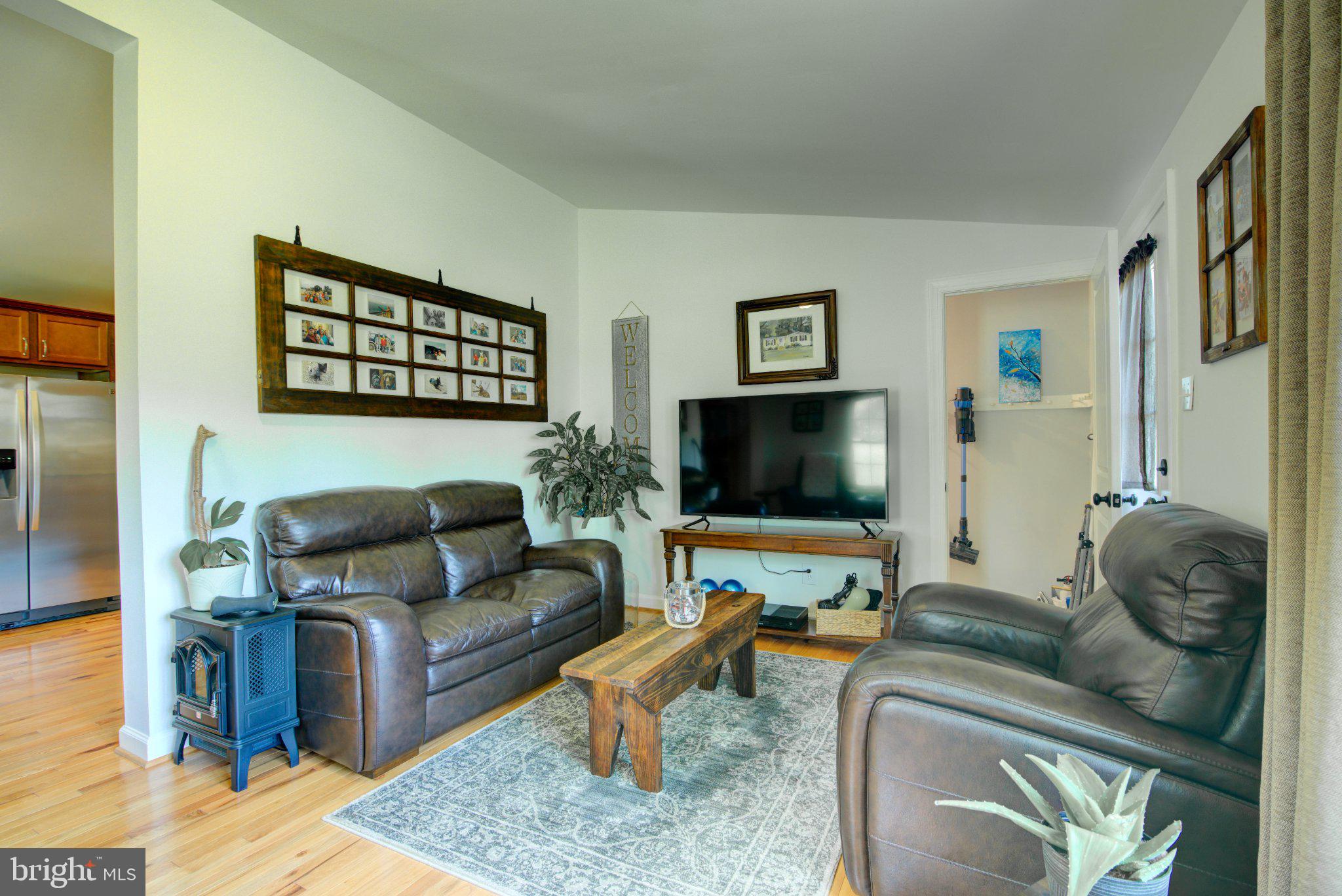 9452 PINEY MOUNTAIN ROAD