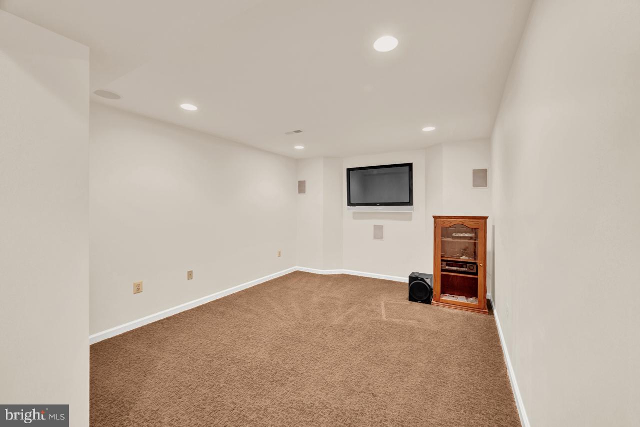 154 Darby Dr