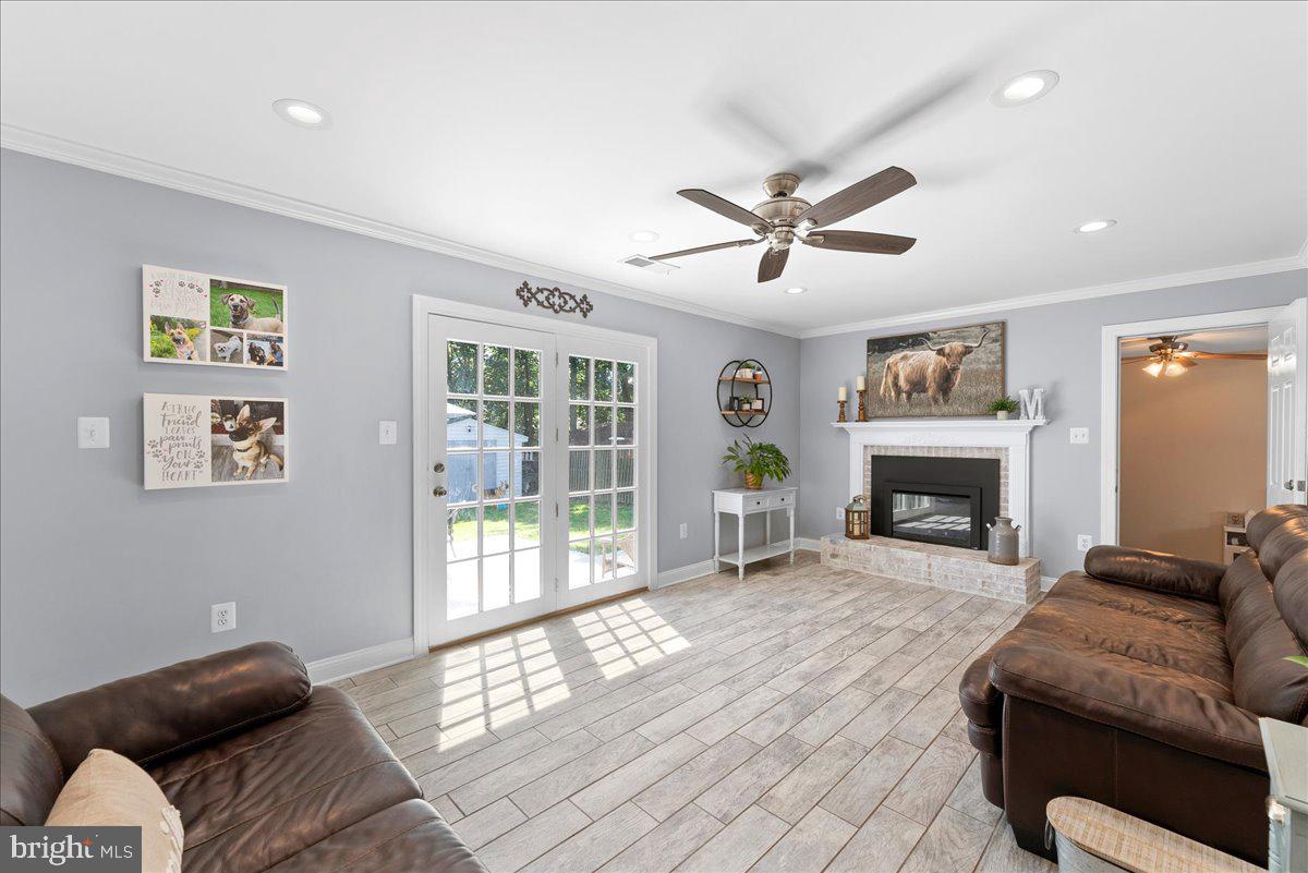 6019 Bitternut Dr