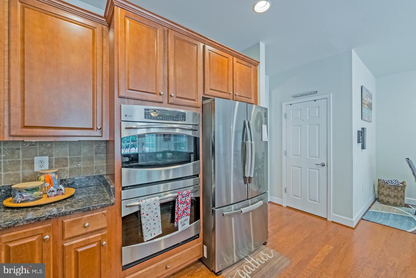 20452 Rosses Point Ct