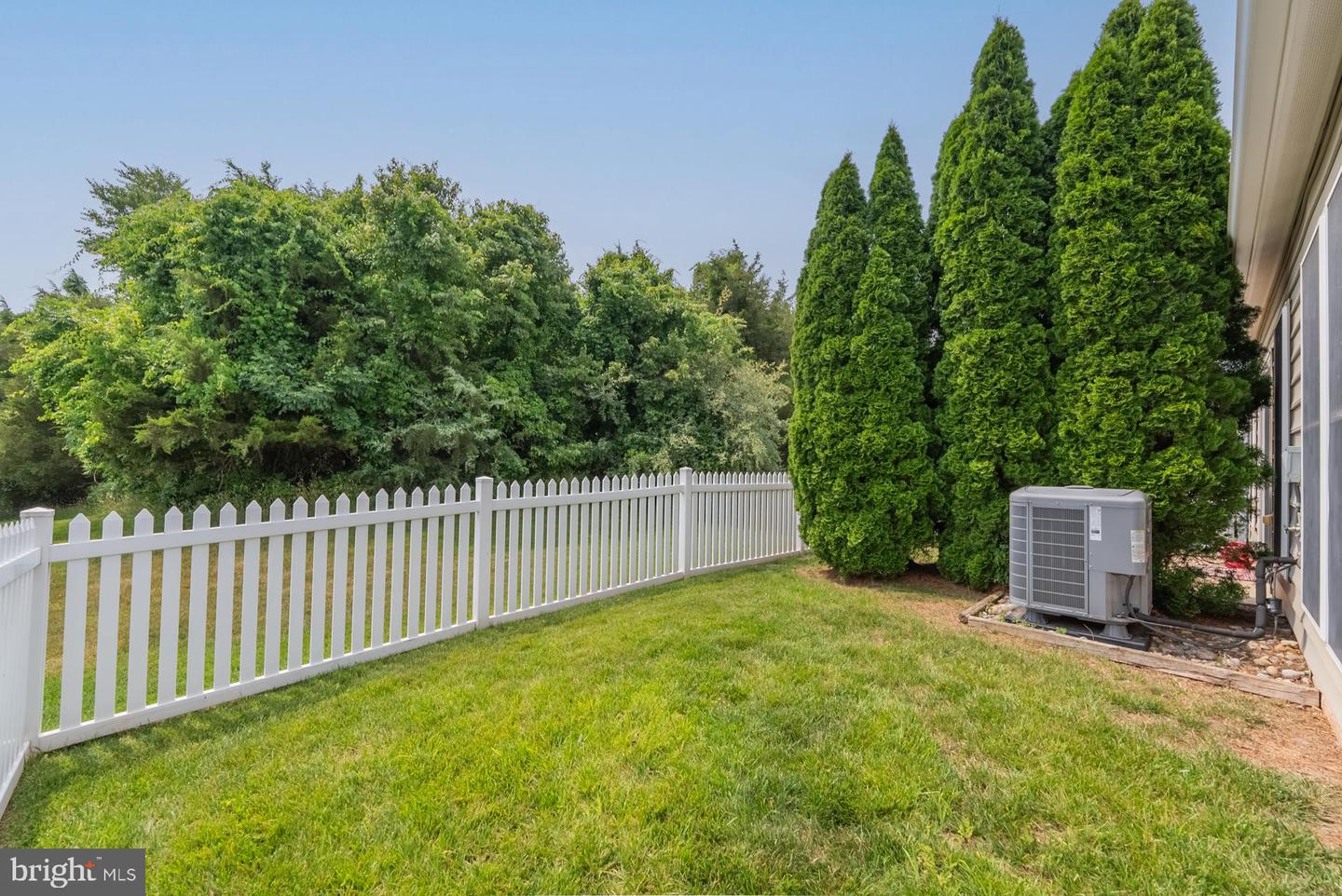20452 Rosses Point Ct