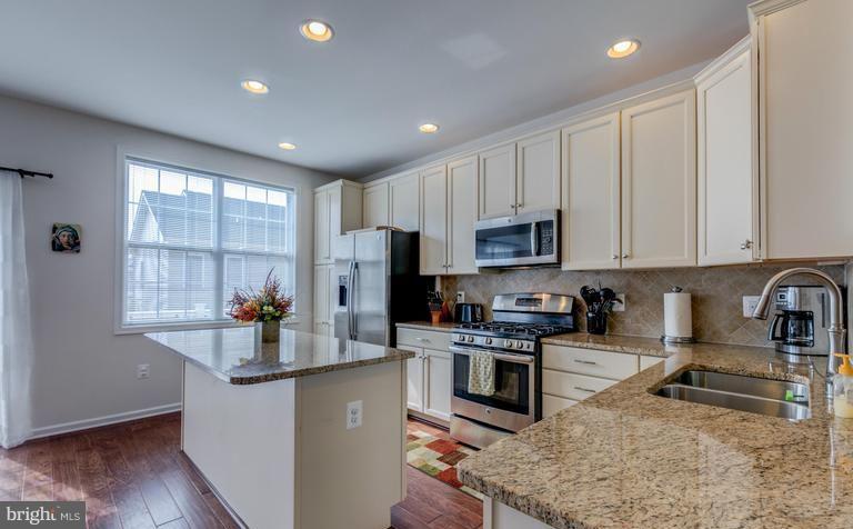 22613 CAMBRIDGEPORT SQ