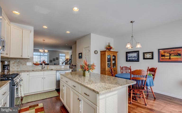 22613 CAMBRIDGEPORT SQ