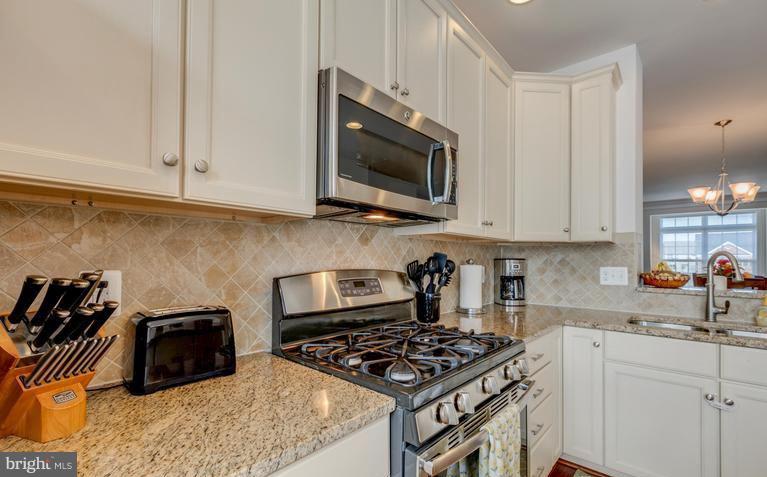 22613 CAMBRIDGEPORT SQ