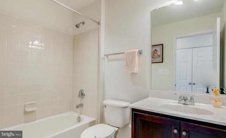 22613 CAMBRIDGEPORT SQ