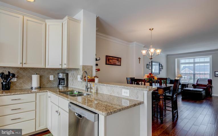 22613 CAMBRIDGEPORT SQ