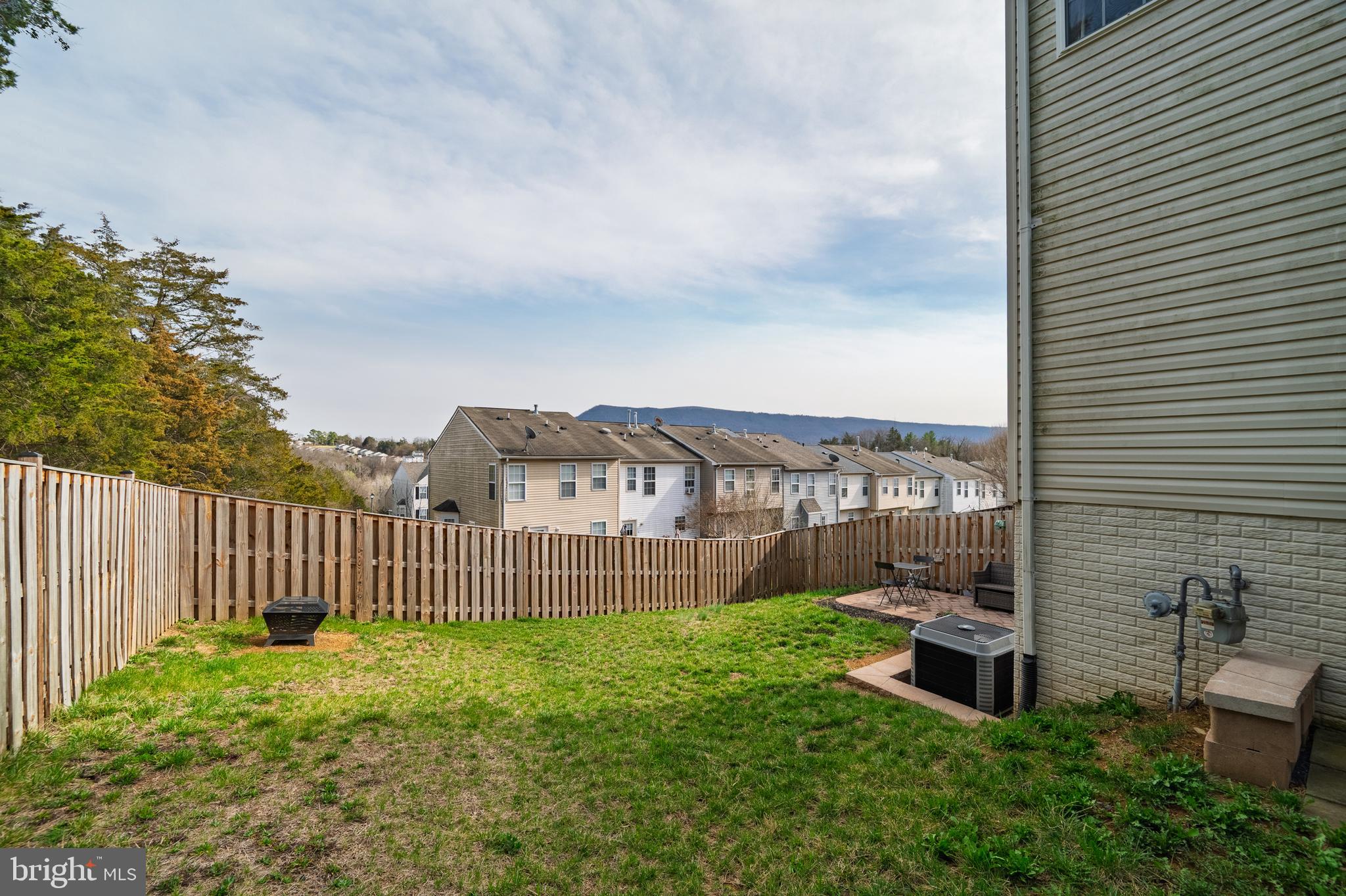 612 FRONTIER FORT LANE