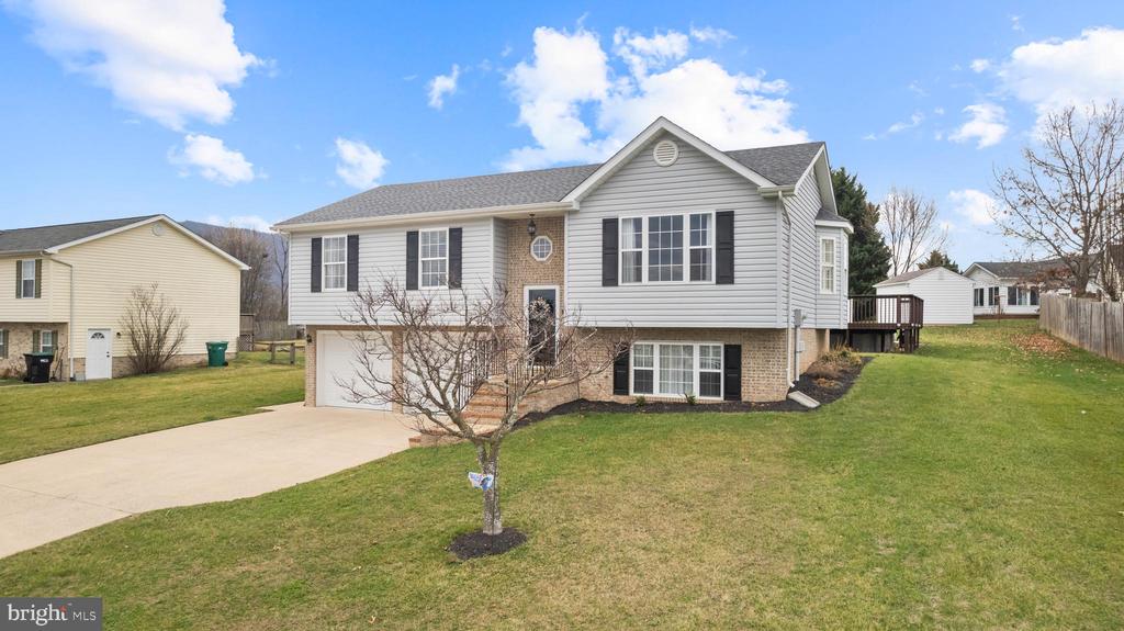 36 ELLEN DRIVE