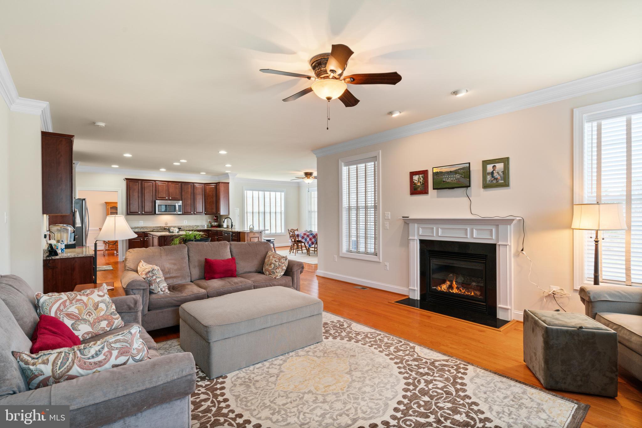 37 Chriswood Ln