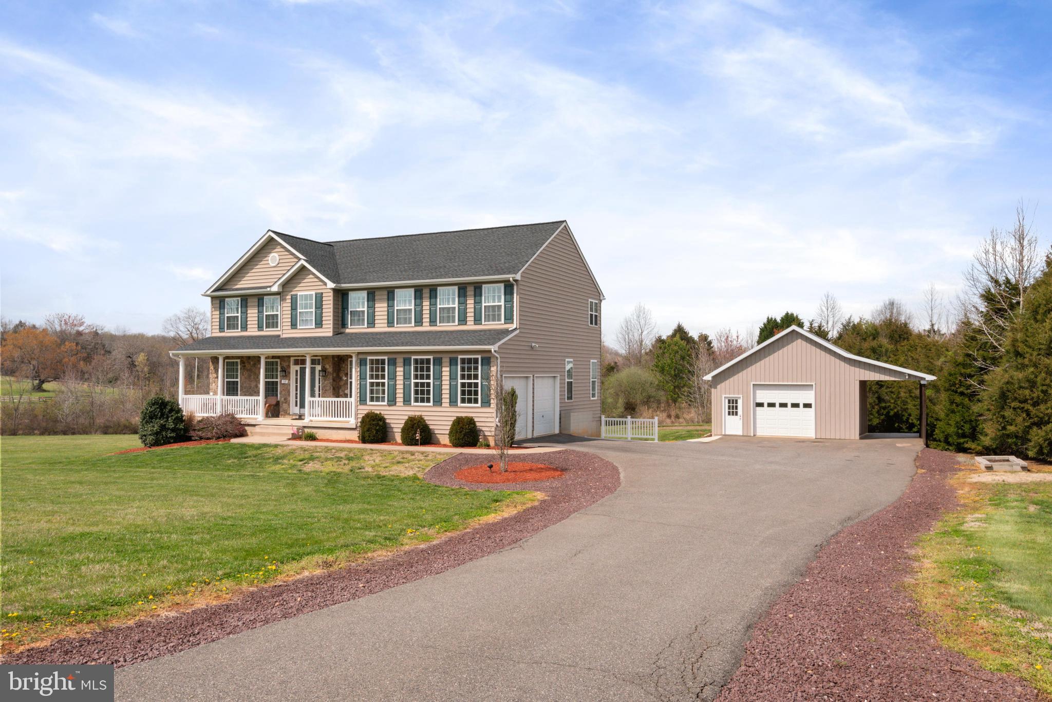 37 Chriswood Ln