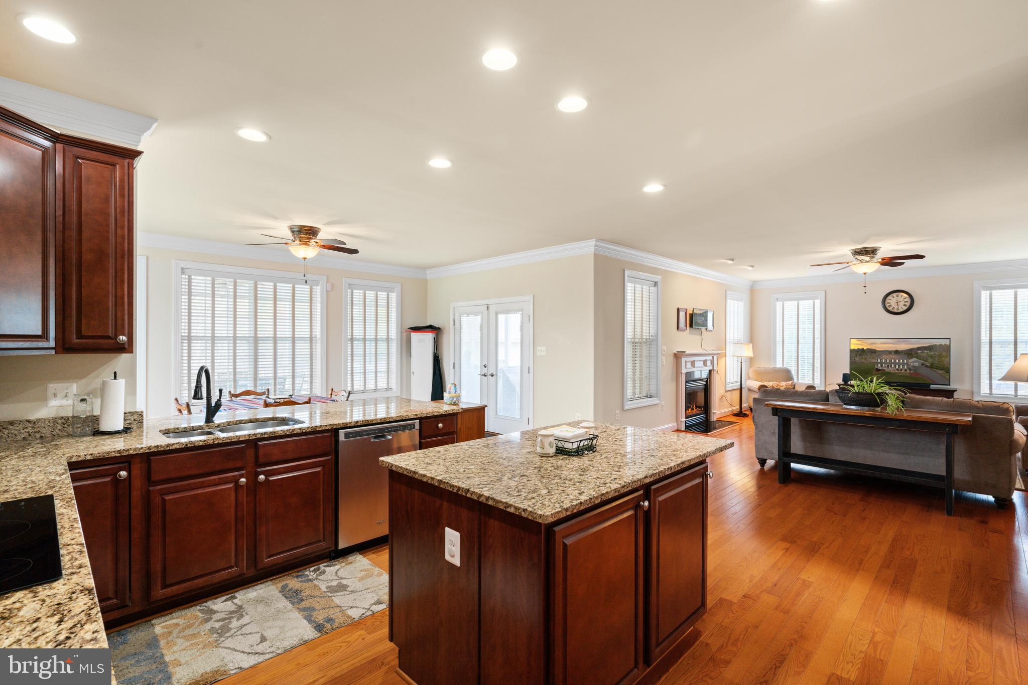 37 Chriswood Ln