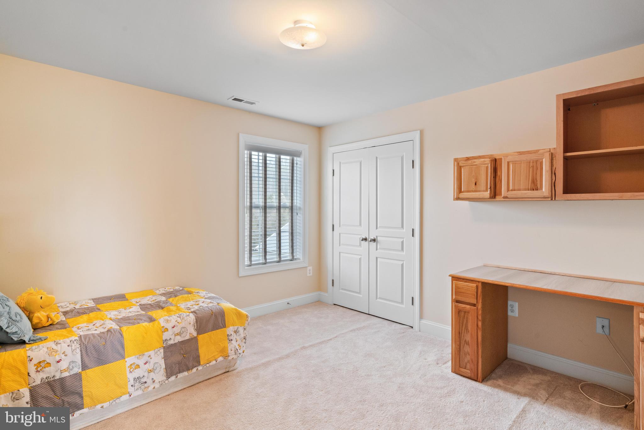 37 Chriswood Ln