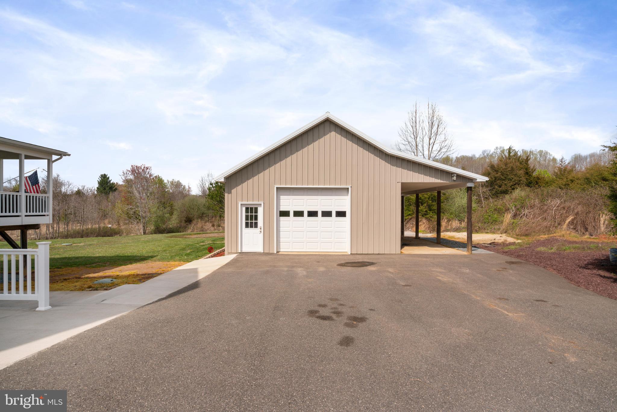 37 Chriswood Ln