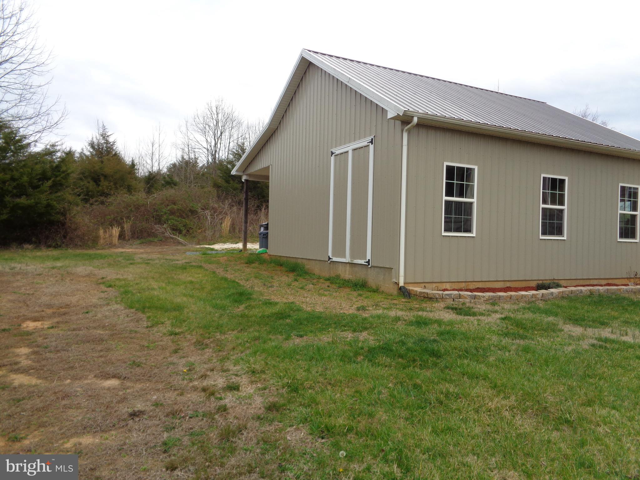 37 Chriswood Ln