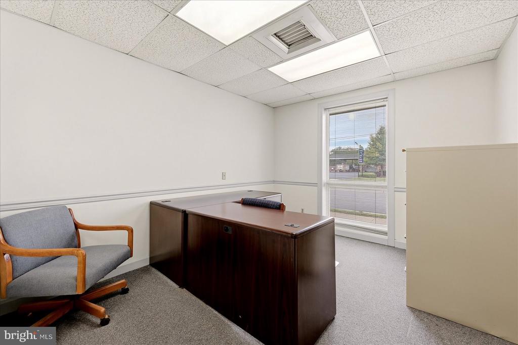 508 N COMMERCE AVENUE
