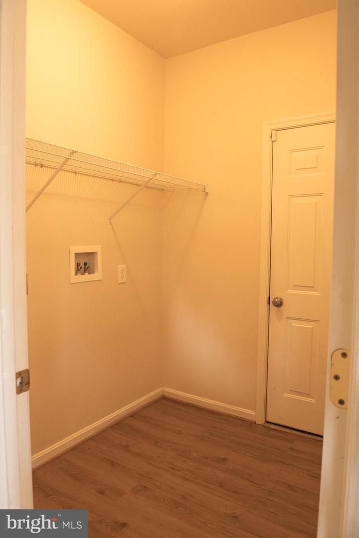 14 Prune Ln
