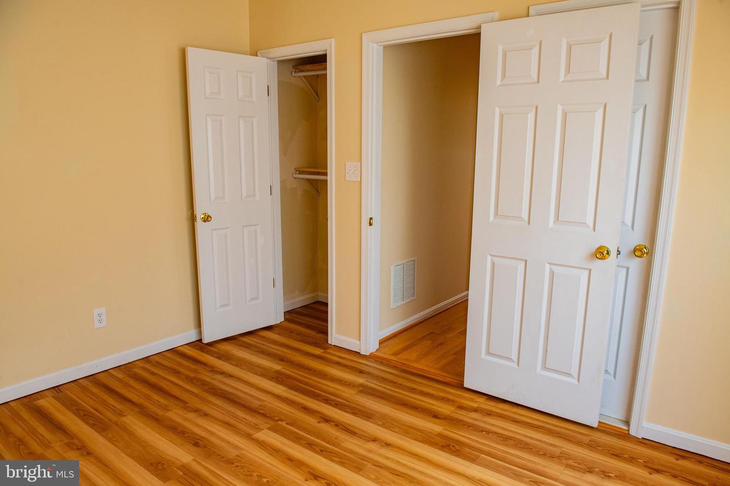 14 Prune Ln