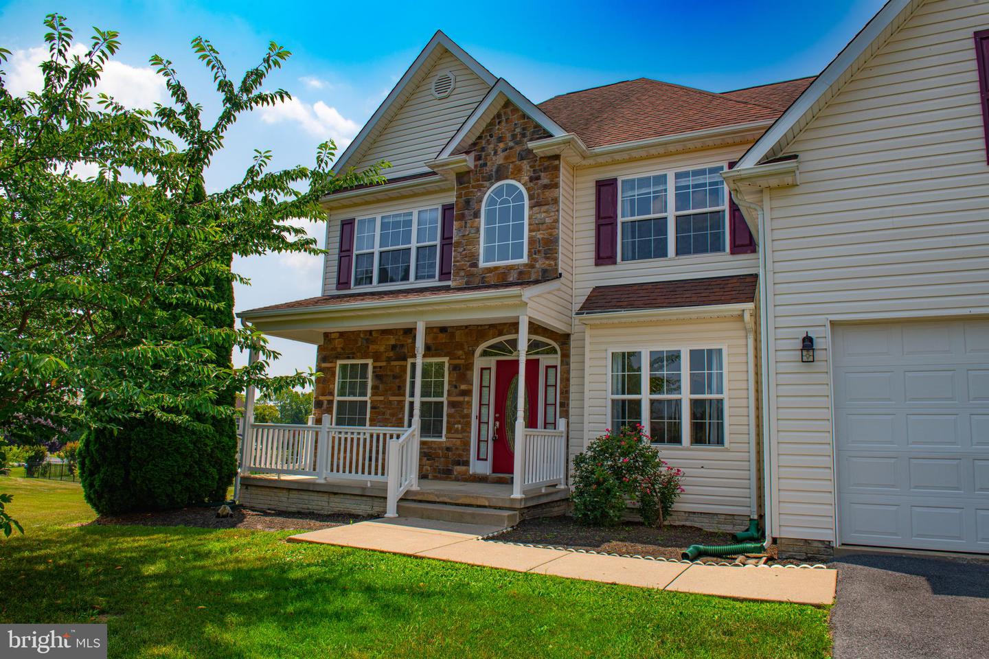 14 Prune Ln
