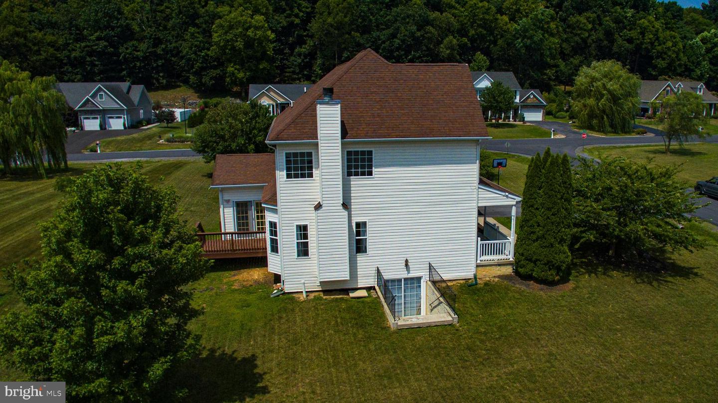 14 Prune Ln
