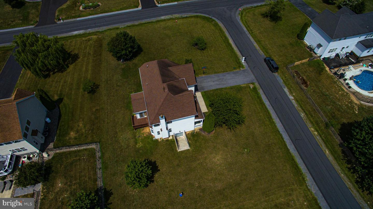 14 Prune Ln
