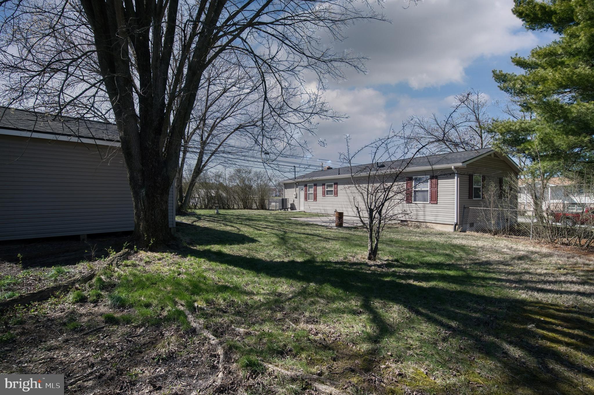 14 Merlin Dr
