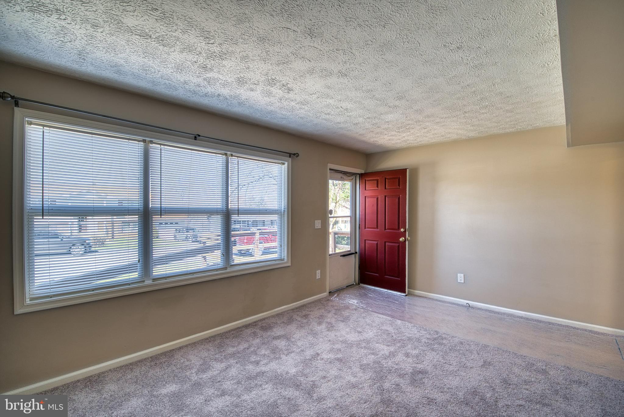 14 Merlin Dr
