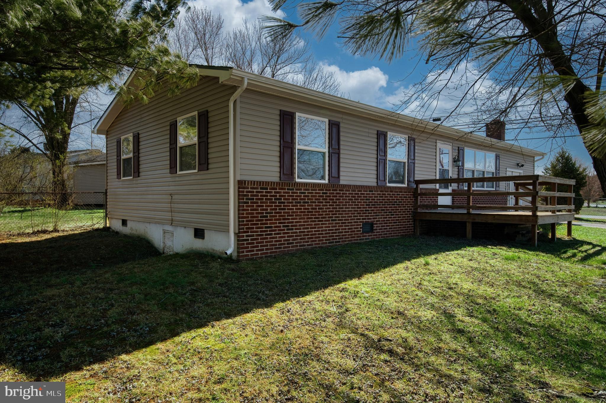 14 Merlin Dr