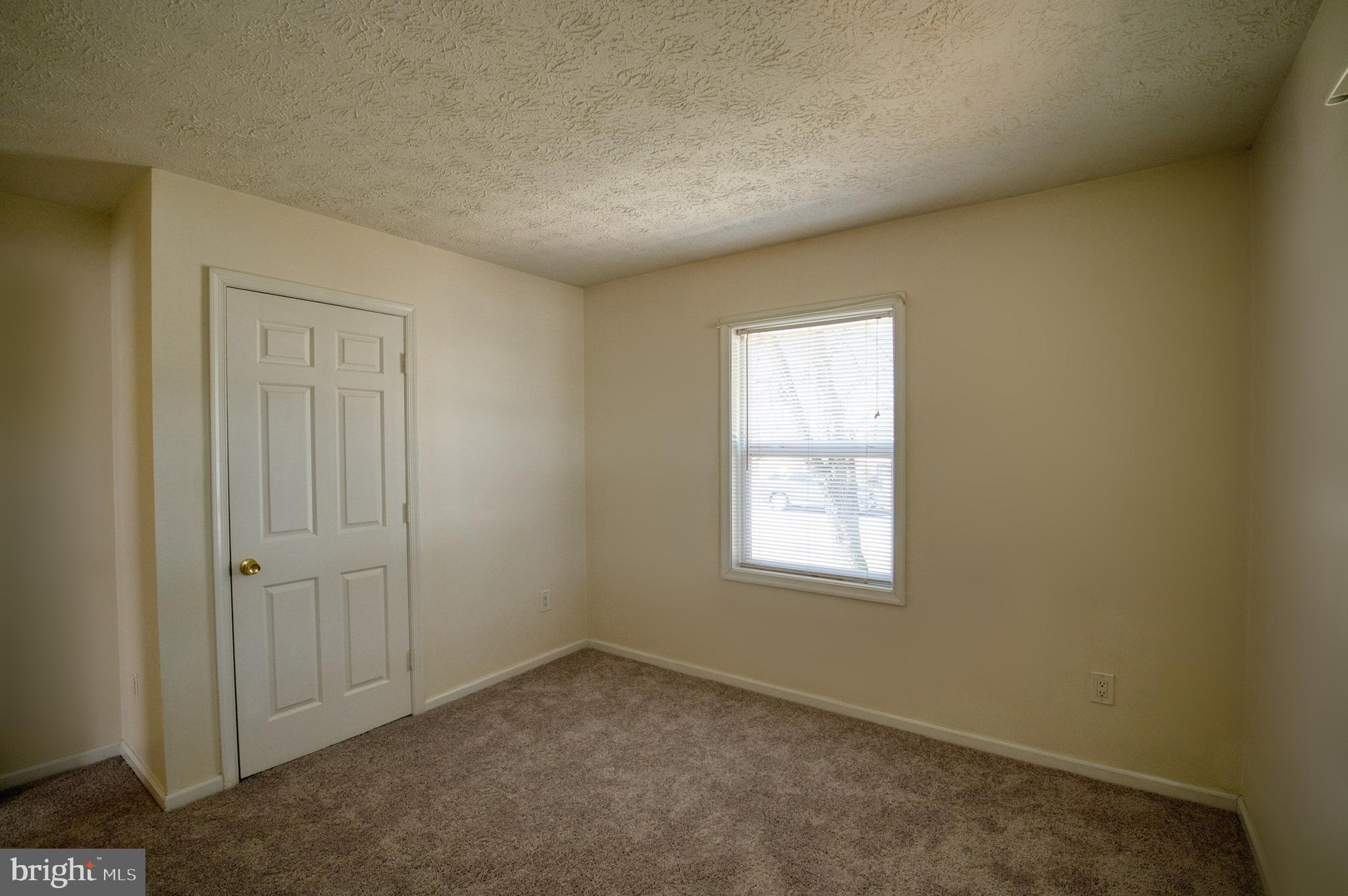 14 Merlin Dr