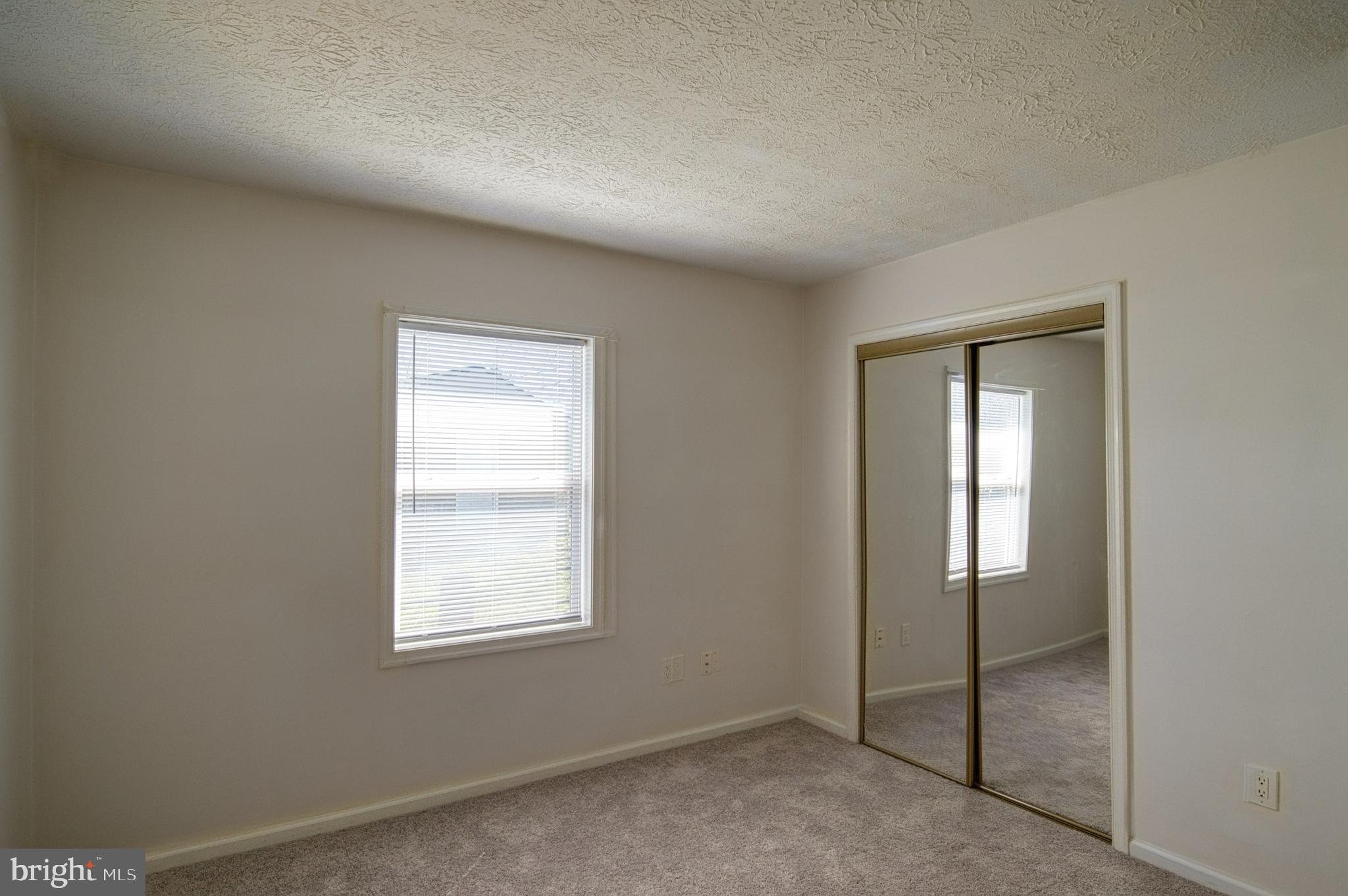 14 Merlin Dr
