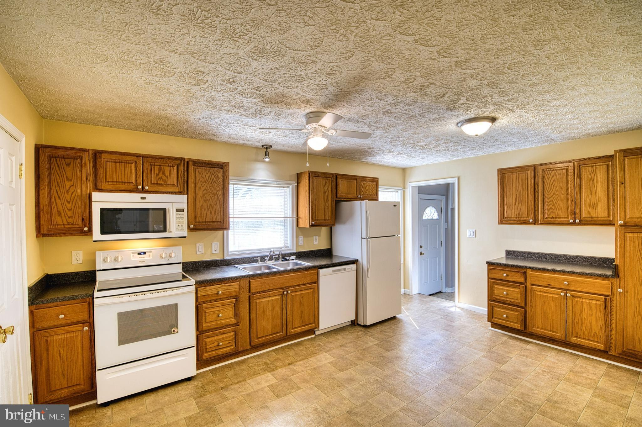 14 Merlin Dr
