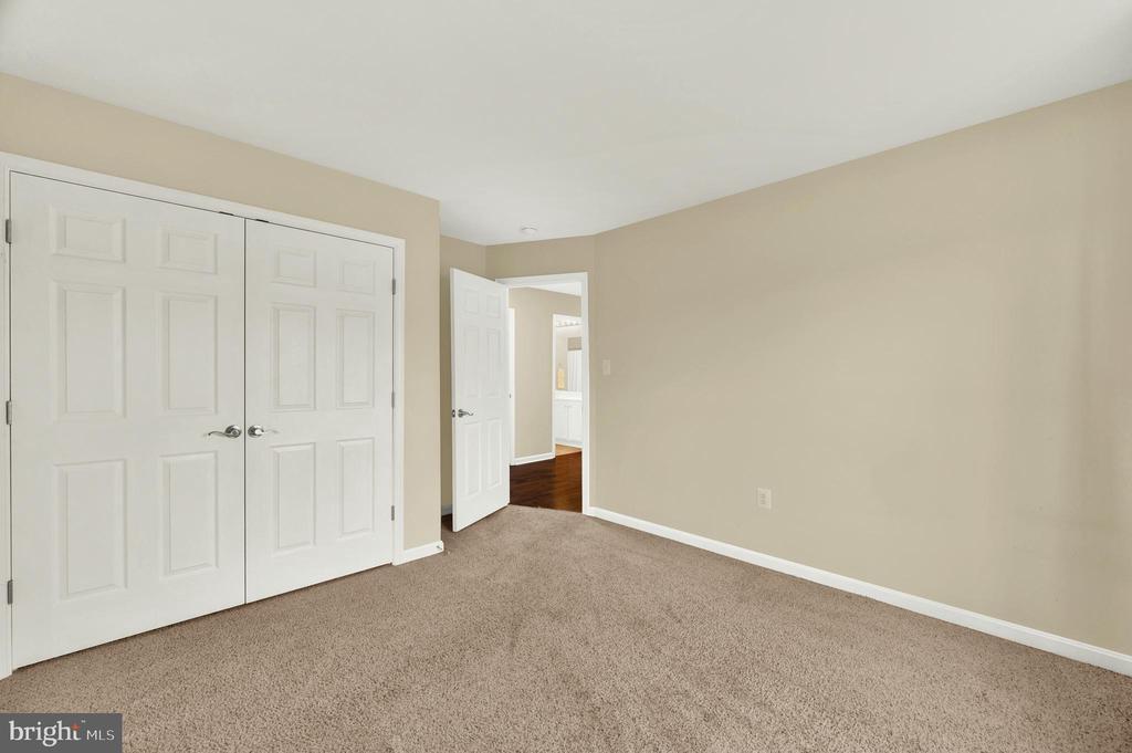 113 Thorton Hall Rd
