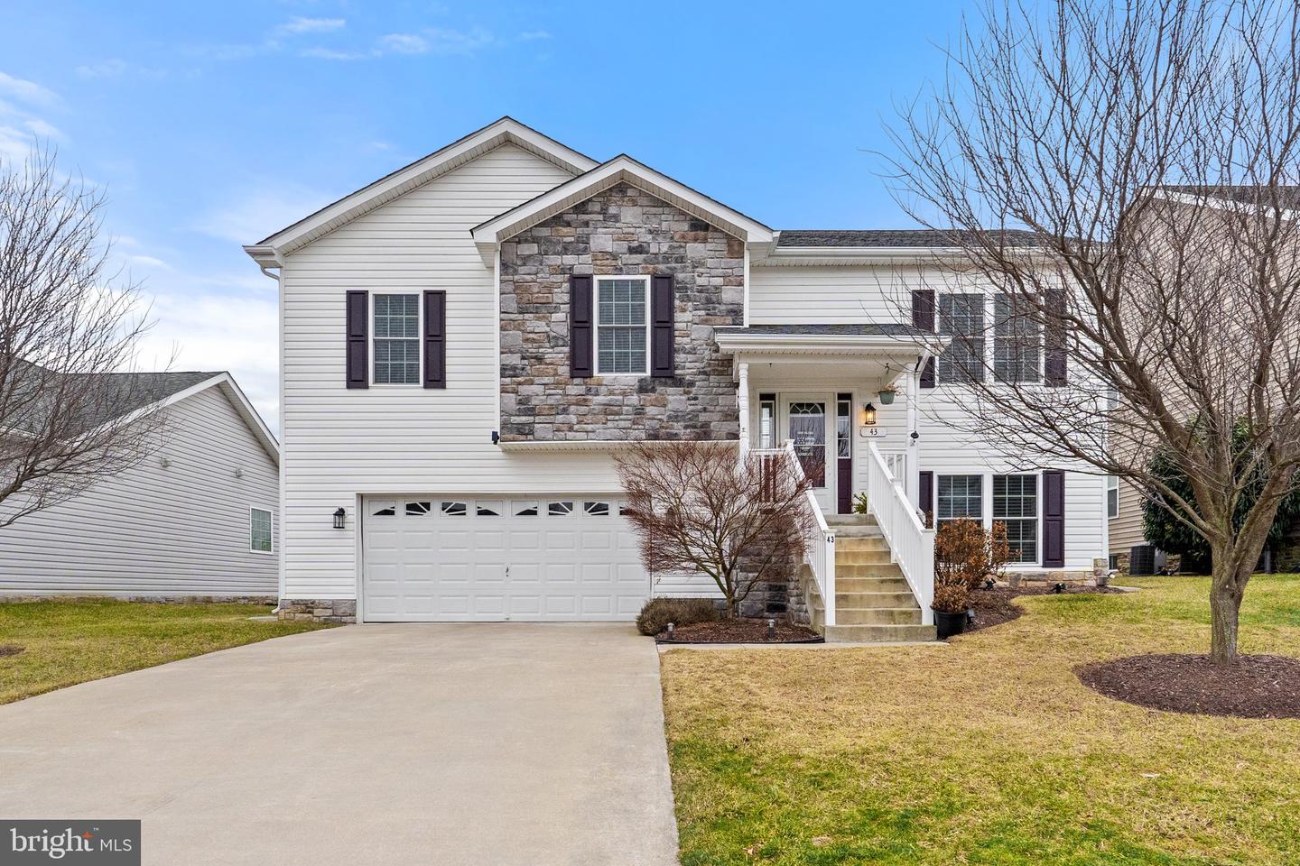 43 Brant Ln