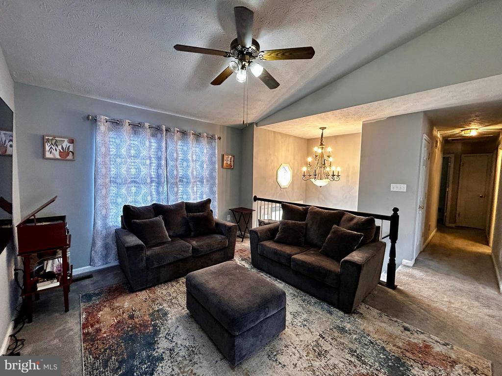 257 IDYLLWOOD DRIVE