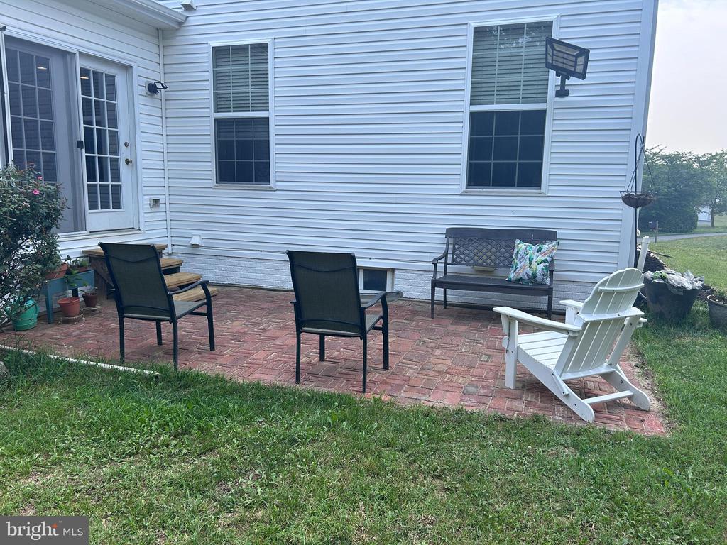 32 LILBURN DRIVE